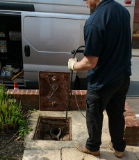 Drain excavation in Woolwich and Abbey Wood